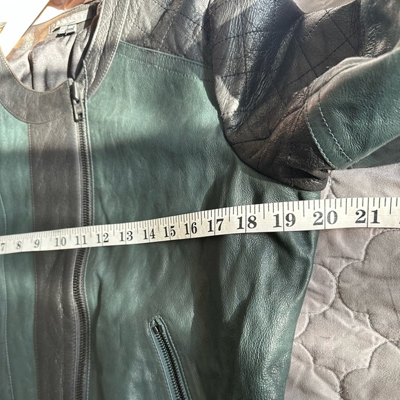Theory Forest Green and Black Lambskin Leather Jacket EUC - Picture 7 of 14